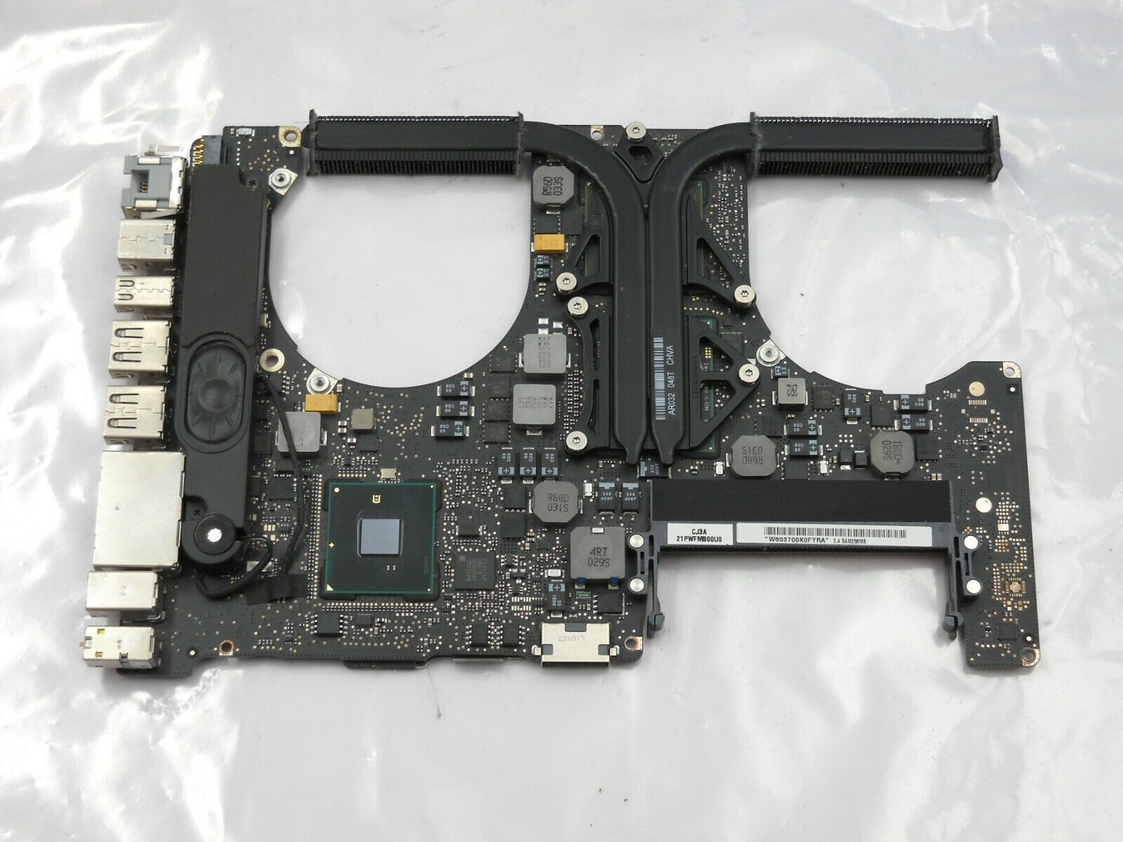 Motherboard for MacBook Pro A1286 15-inch, 2009,2010 Core 2duo